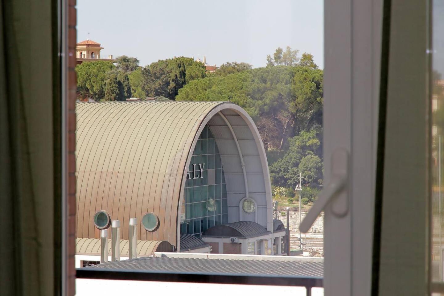 Attico Di Design A Garbatella Con Vista San Pietro